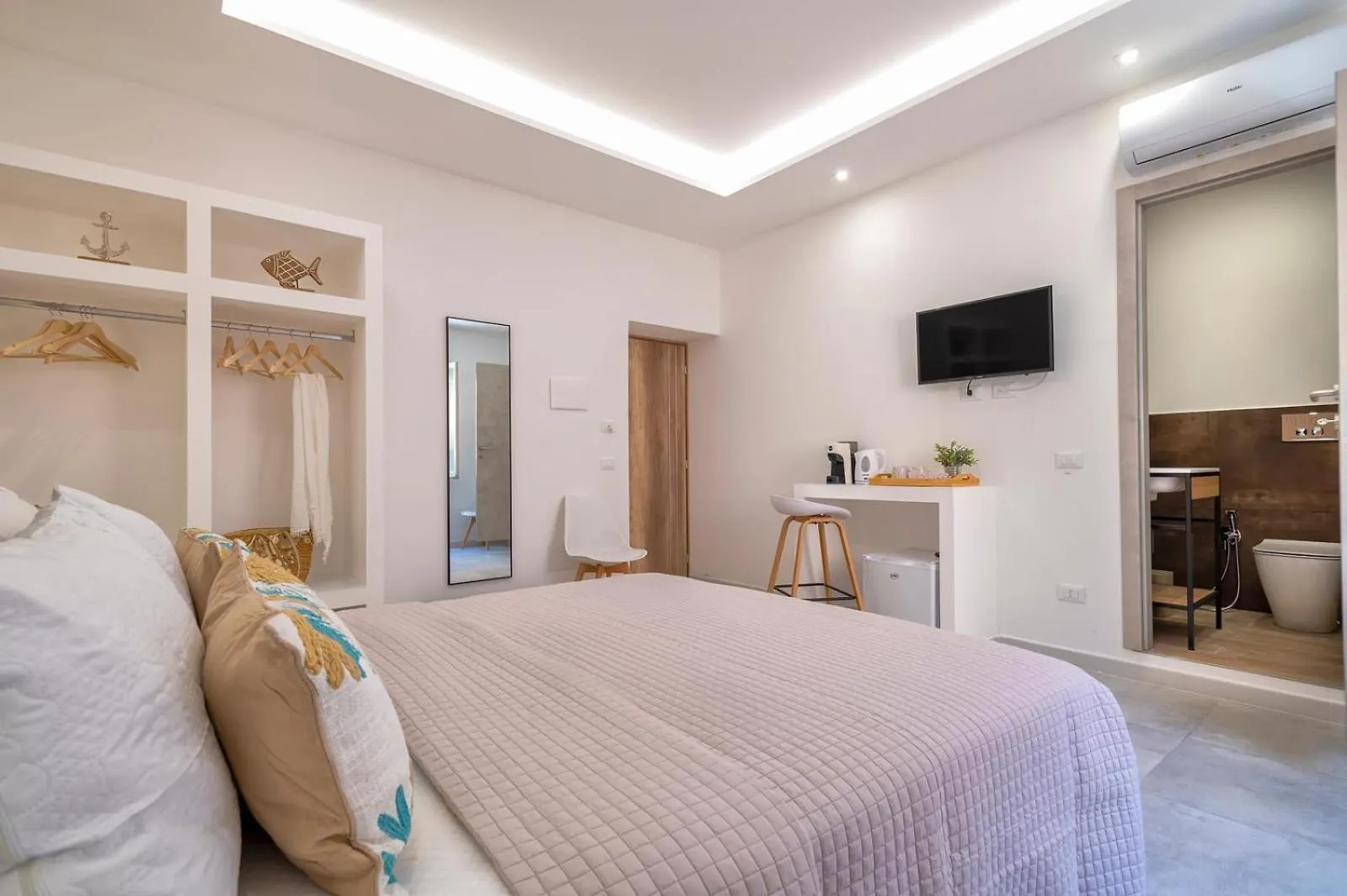 Alghero Parkside Rooms 0*,