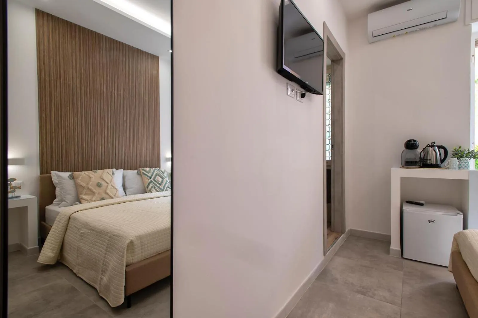 Alghero Parkside Rooms بيت ضيافة